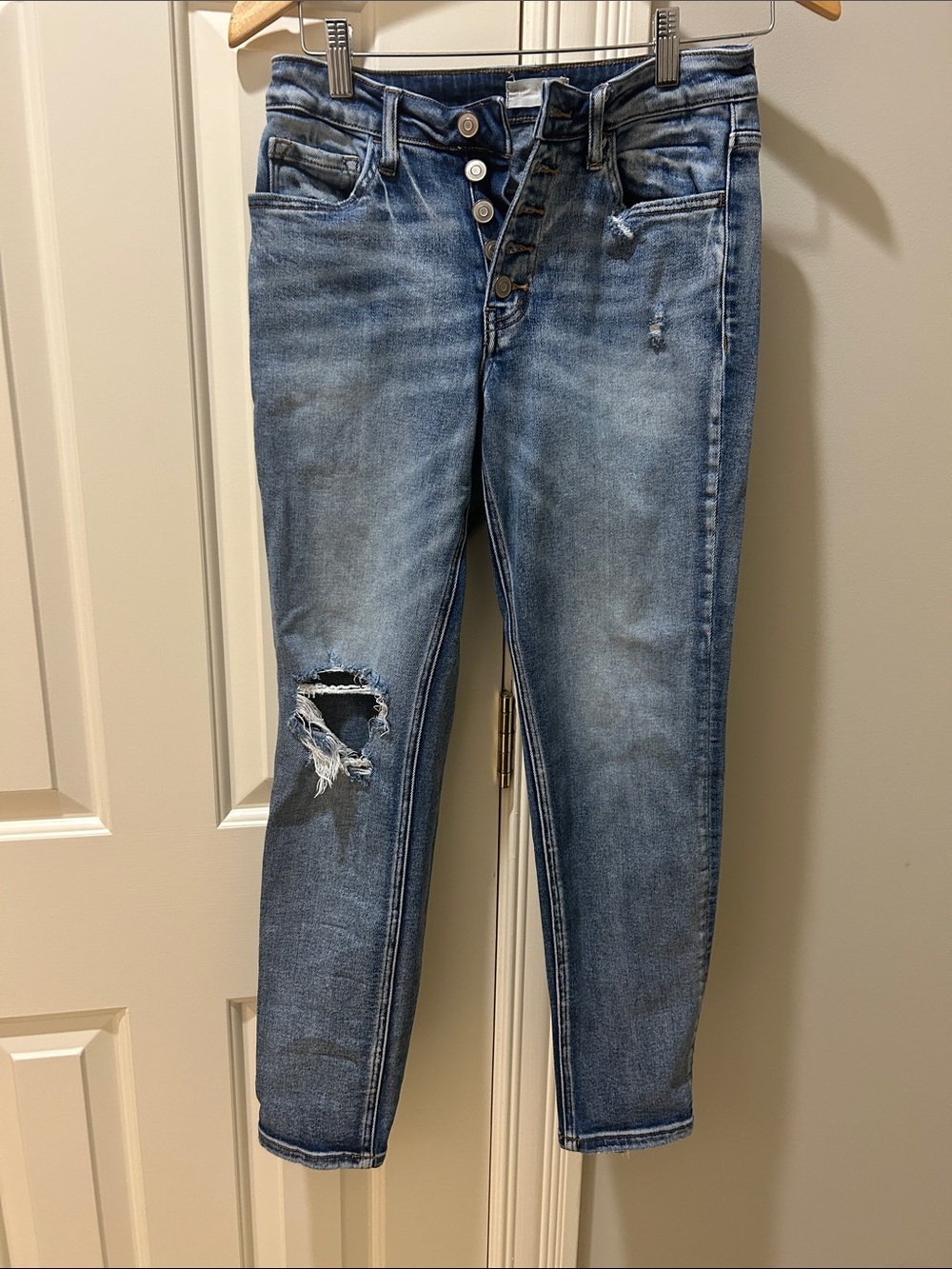 Altar'd State Distressed Button-Fly Cropped Jeans - Light Blue